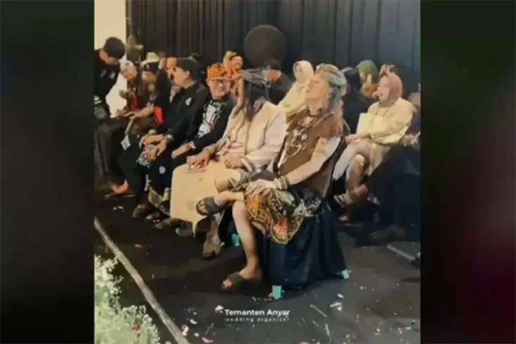 3 Fakta Padepokan Wewe...