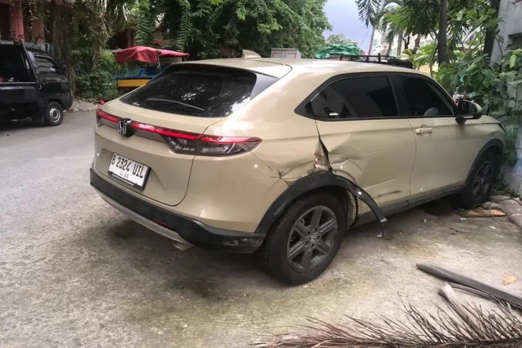 Warga Pinangsia Keluhkan...