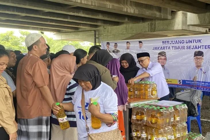 Konsisten Bantu Warga,...