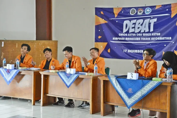 10 Contoh Pertanyaan...