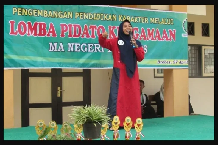 10 Contoh Teks Pidato...