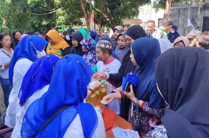 Bazar Tebus Murah Minyak...