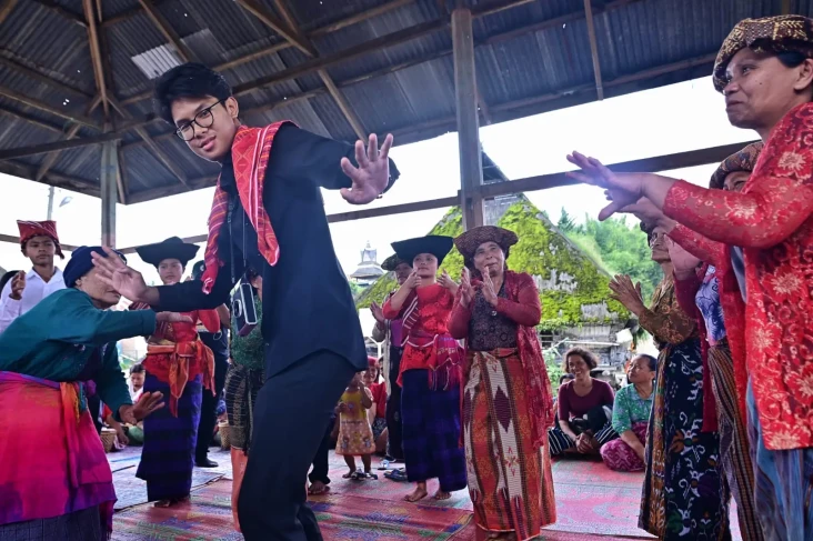 Singgah di Tanah Karo,...
