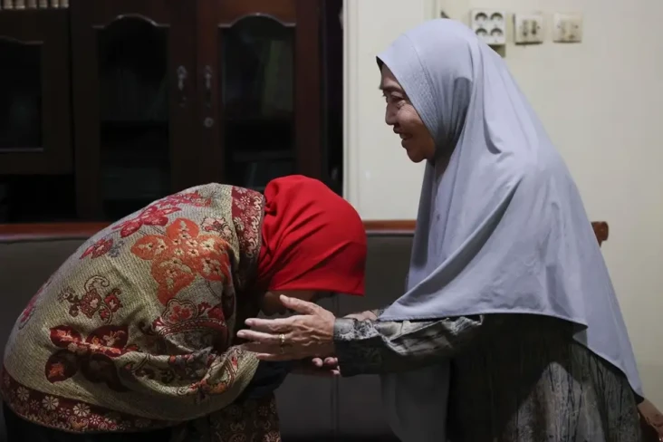 Sowan ke Pesantren Nasyrul...