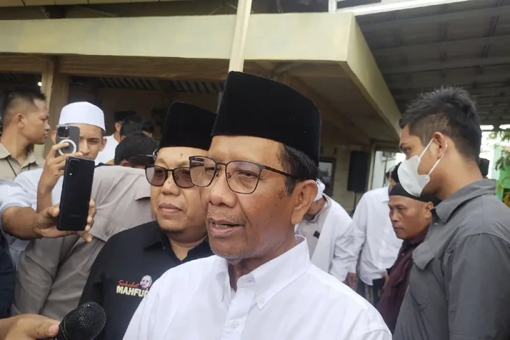 Mahfud MD Belum Mundur...