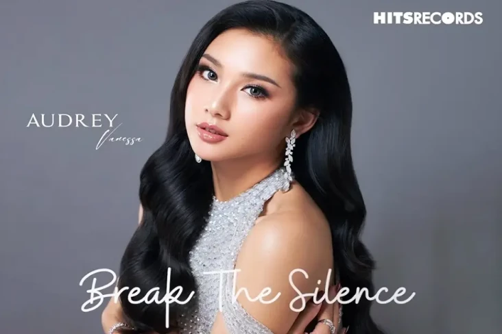 Miss Indonesia Audrey...