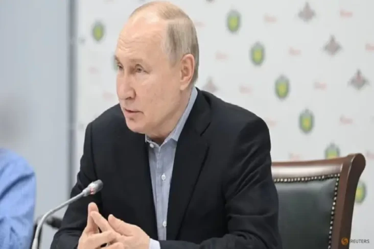 Vladimir Putin: Rezim...