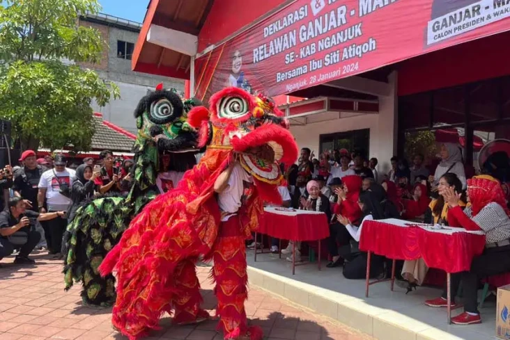 Tiba di Nganjuk, Atikoh...