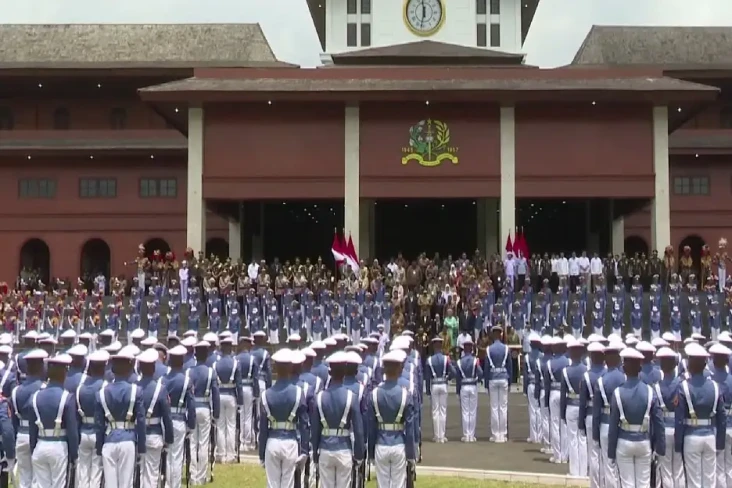 Resmikan Graha Utama...