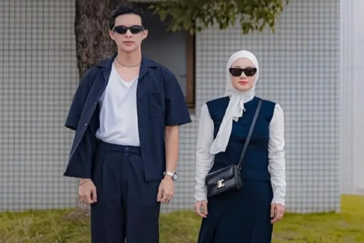 Dinda Hauw Dinyinyir...
