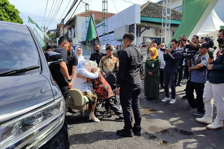 Kunjungi Ponpes Al Munawwir...