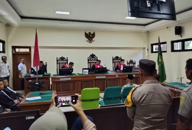 Libatkan Anak di Bawah...