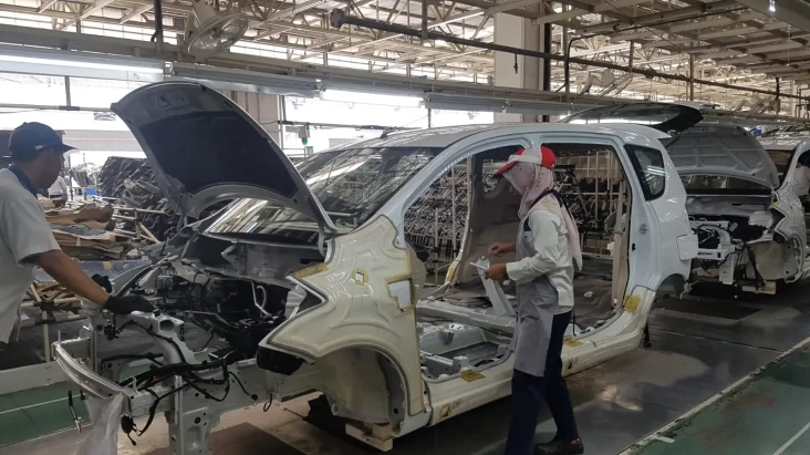 Mulai Juli 2024, Mobil...