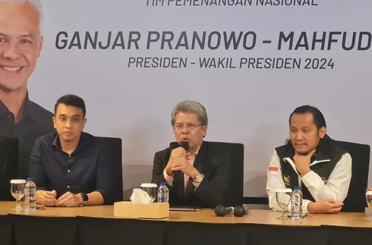 Tak Terima HP hingga...