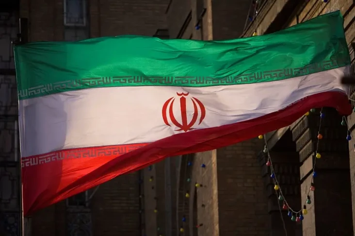 Iran Gantung 4 Orang...