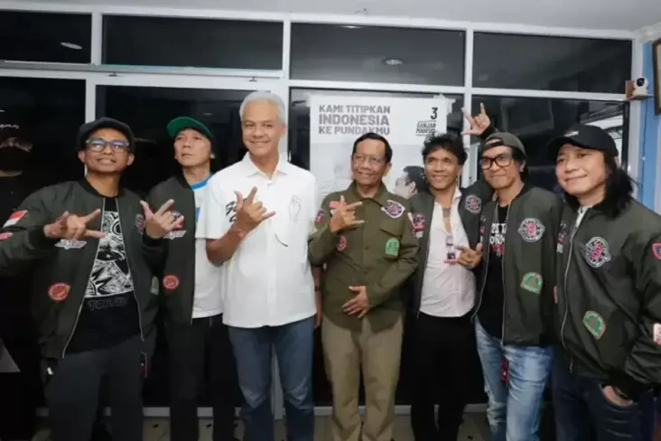 Ganjar Hari Ini Temui...