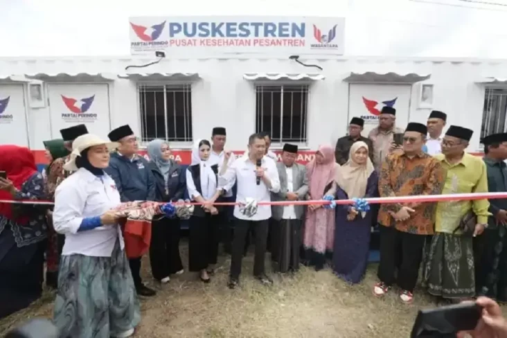 HT Resmikan Puskestren...