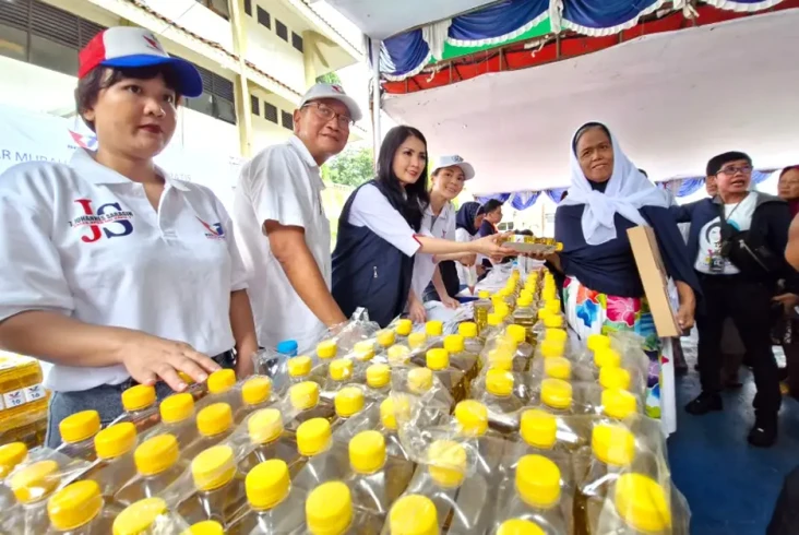 Bazar Minyak Goreng...