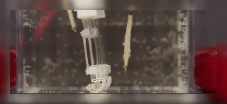Ilmuwan Klaim Robot...