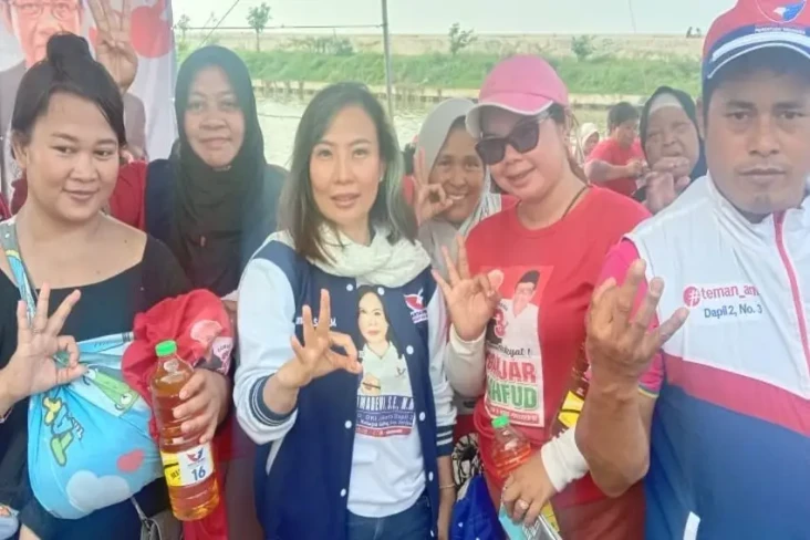 Caleg Perindo Ani Kusumadewi...