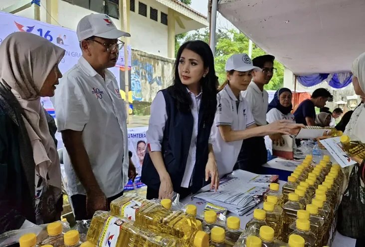 Turun ke Masyarakat,...