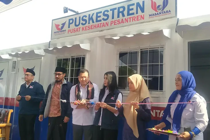 Bersama Atikoh Ganjar,...