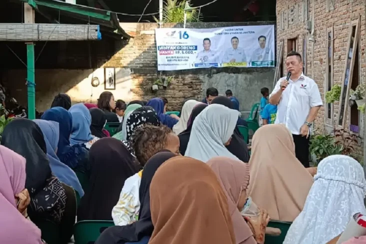 Momen Bazar Minyak Goreng...