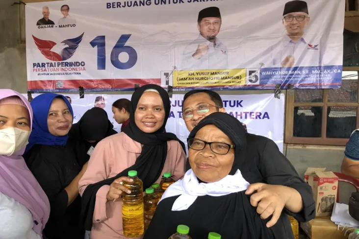 Jawab Keluhan Warga,...