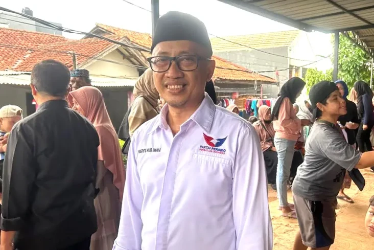 Gelar Bazar Murah, Caleg...