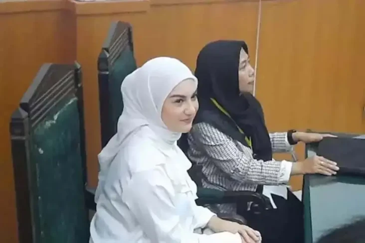 Tok! Irish Bella-Ammar...