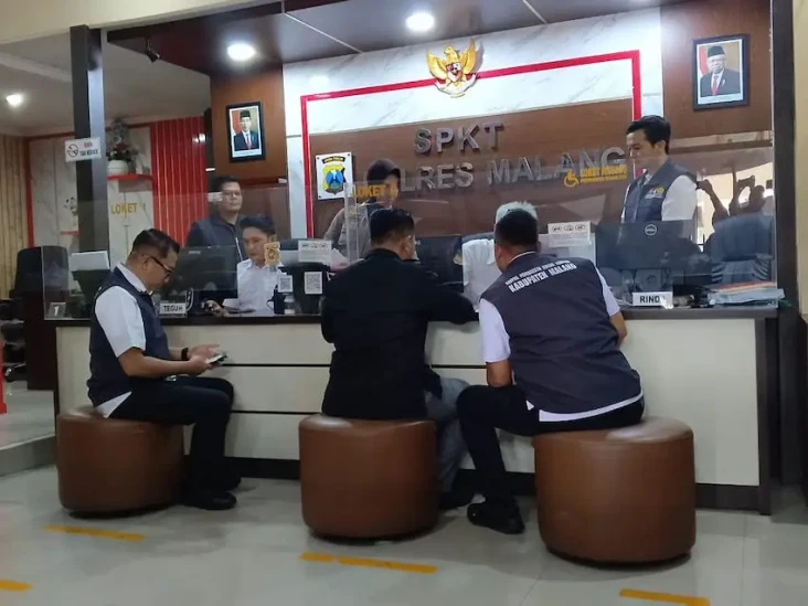 Pembakaran Bendera PDIP...