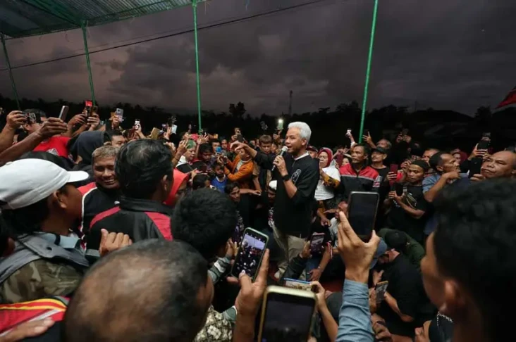 Ganjar akan Naikkan...