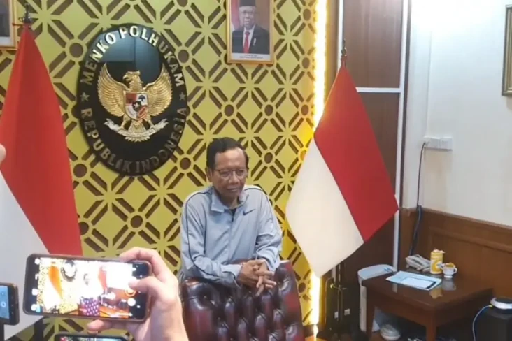 Mahfud MD Ajak Wartawan...