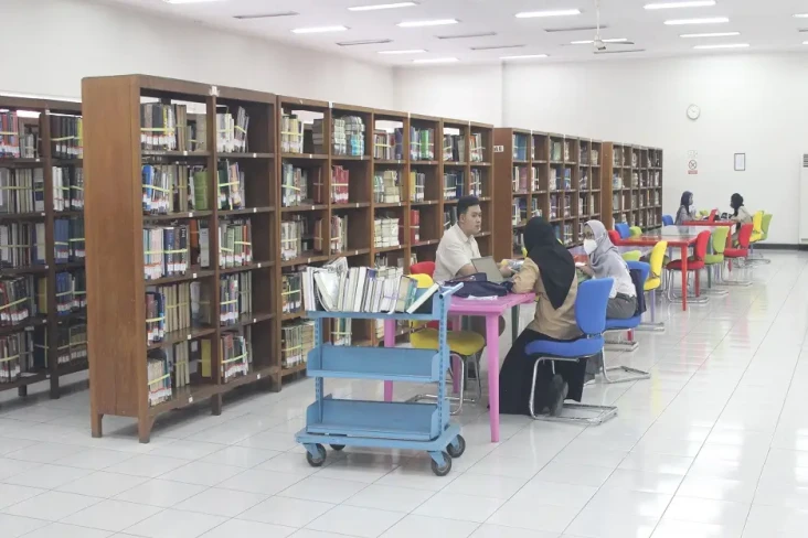 5 Universitas dengan...