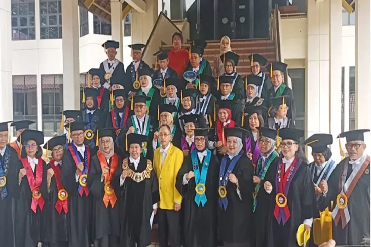 Dewan Guru Besar UI:...