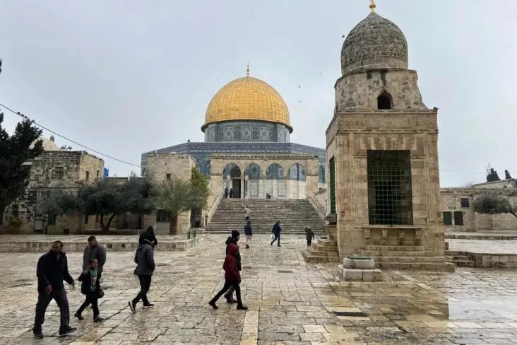 Masjid Al-Aqsa Nyaris...