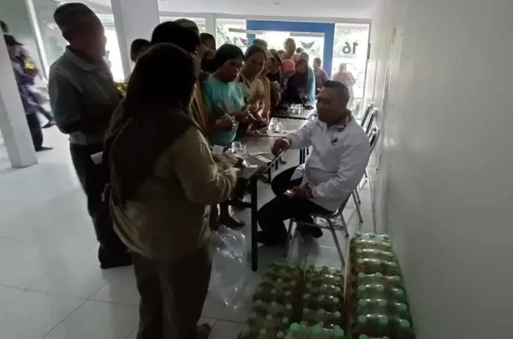 Partai Perindo Gelar...