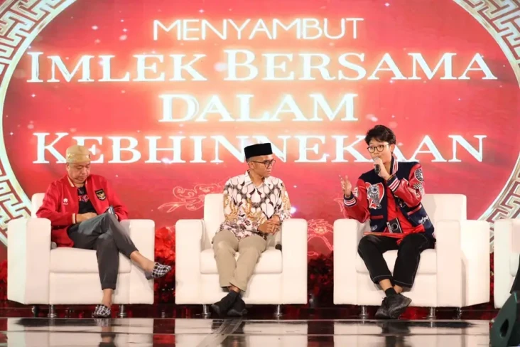 Hadiri Acara Imlek,...