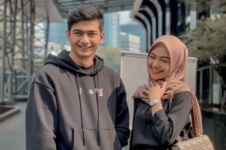 Ria Ricis Bungkam Ditanya...
