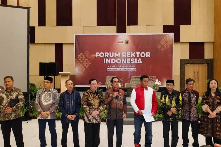 Forum Rektor Indonesia...