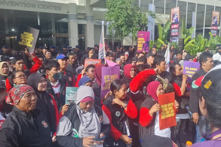 Tiba di Lokasi Debat...