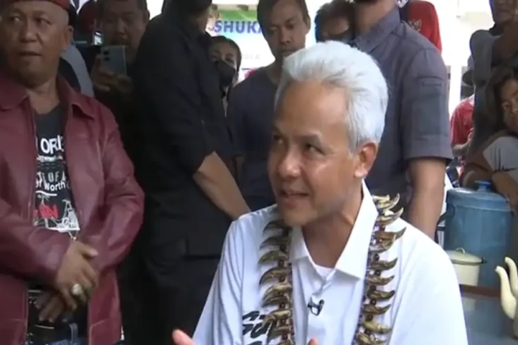 Ganjar Ungkap Strategi...