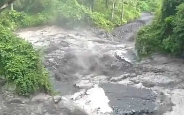 Terekam Getaran Banjir...