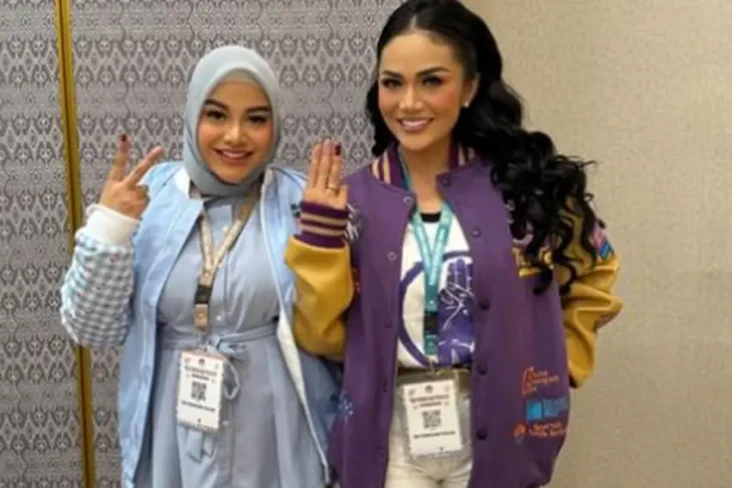 Krisdayanti dan Aurel...