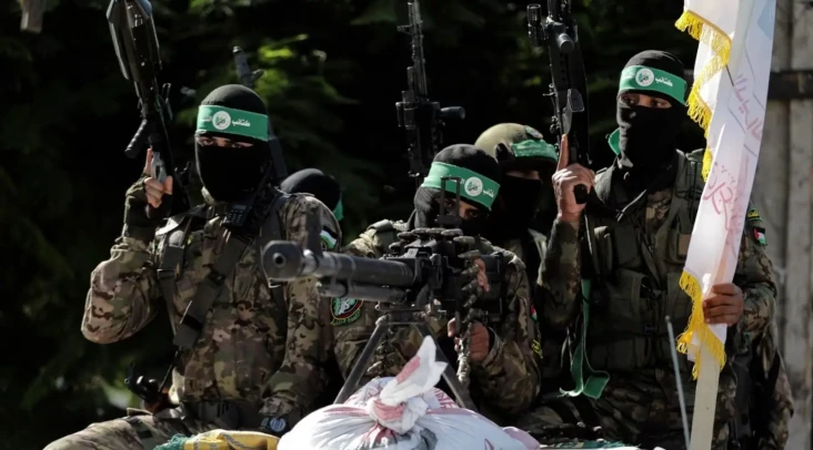 Hamas Masih Memburu...