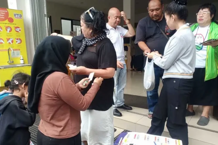 Caleg Perindo Djoni...