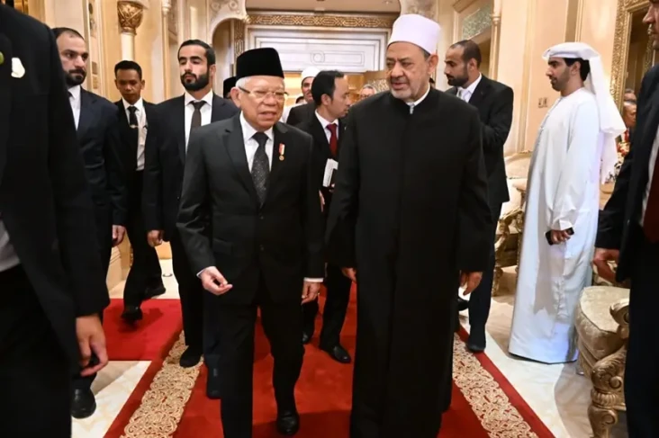 Bertemu Imam Besar Al-Azhar,...