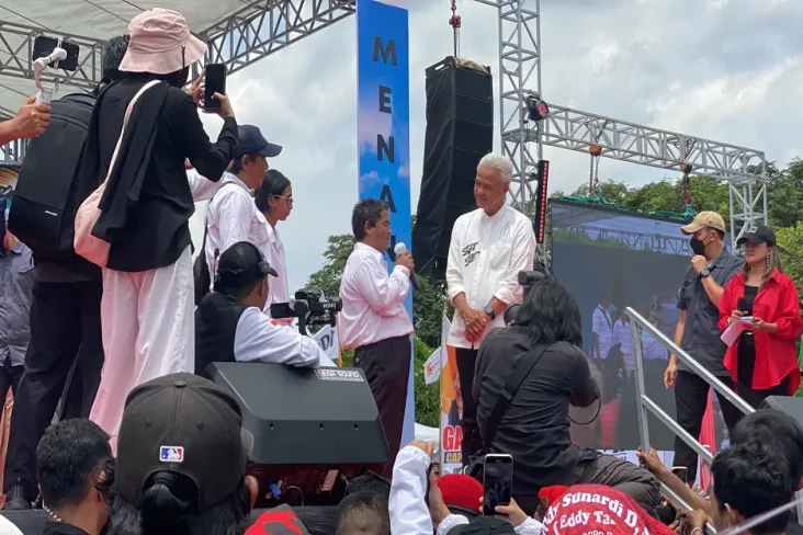Momen Ganjar Izinkan...