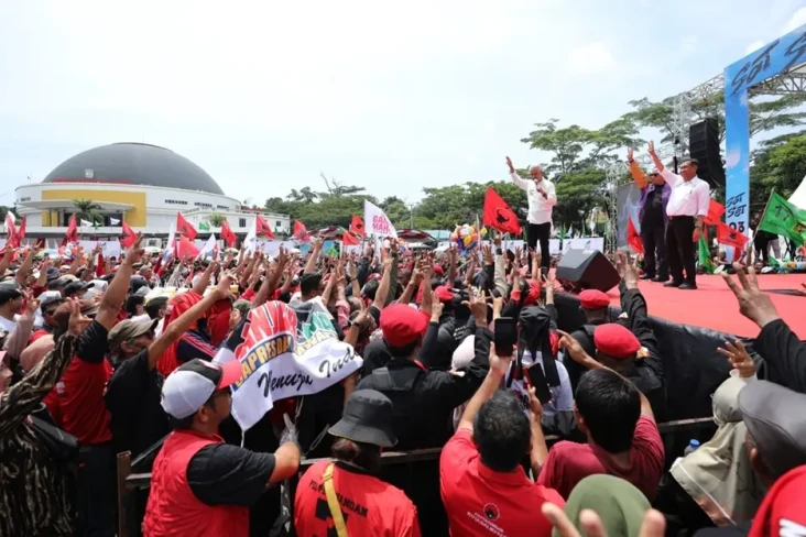 Dapat Dukungan Ahok,...