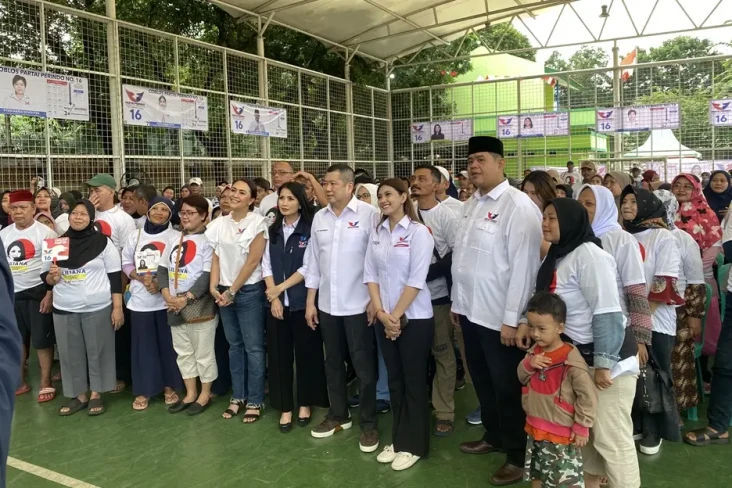Bahagia Bertemu HT dan...